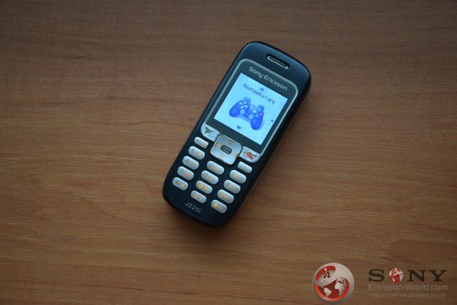 Sony Ericsson J220i
